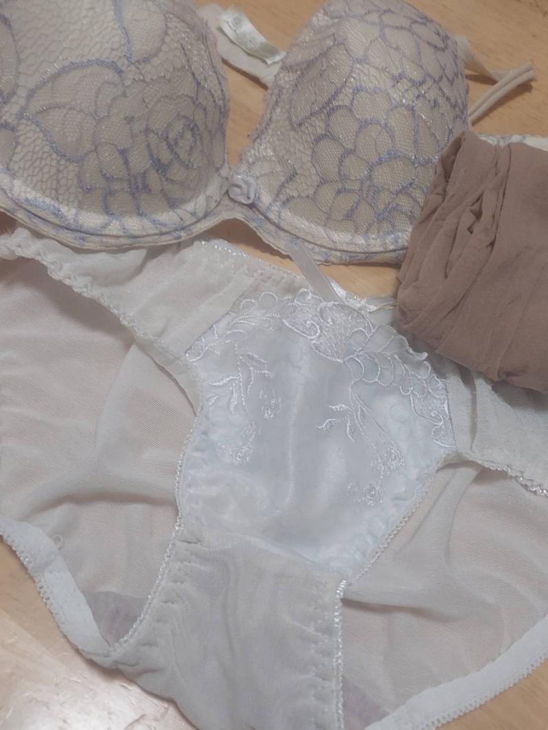 出品者名-写真